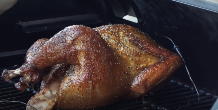 The Perfect Internal Temperature for a Smoked Turkey