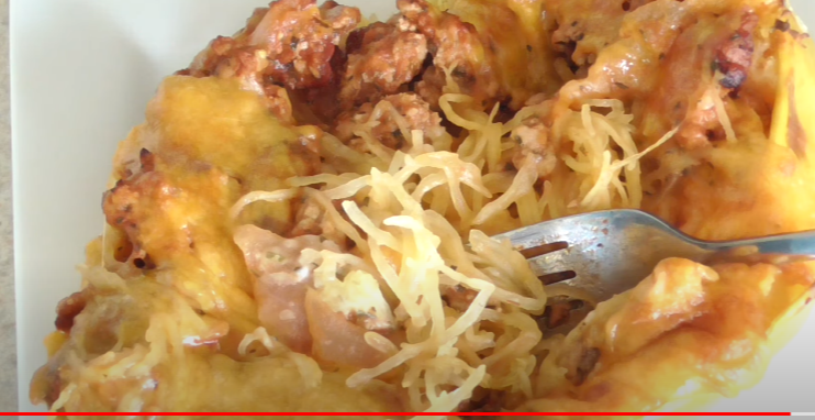 Spaghetti Squash with Ground Turkey: A Healthy and Delicious Meal